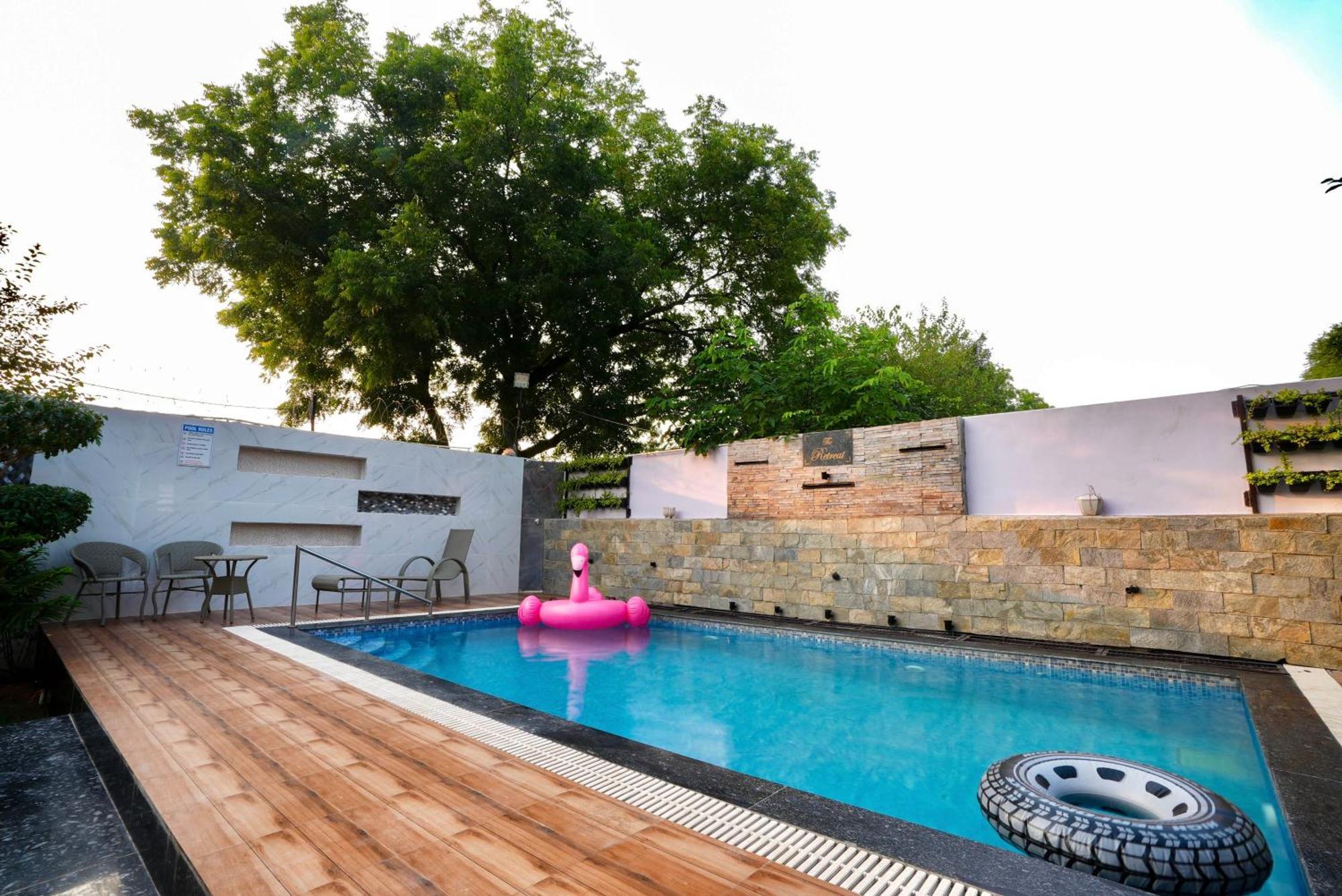 Farm The Retreat - With Private Pool Βίλα Manesar Εξωτερικό φωτογραφία